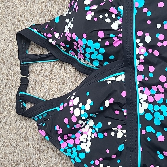 Catalina Swim Top - Picture 2 of 7